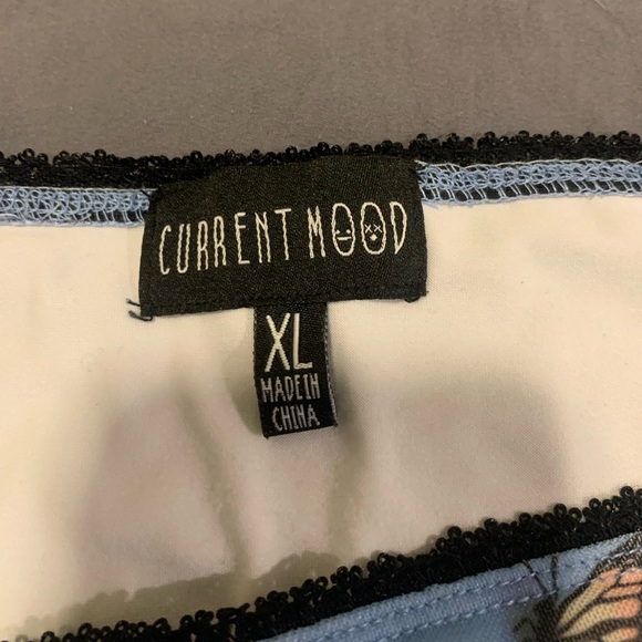 Butterfly Mesh Mini Skirt - Picture 2 of 5